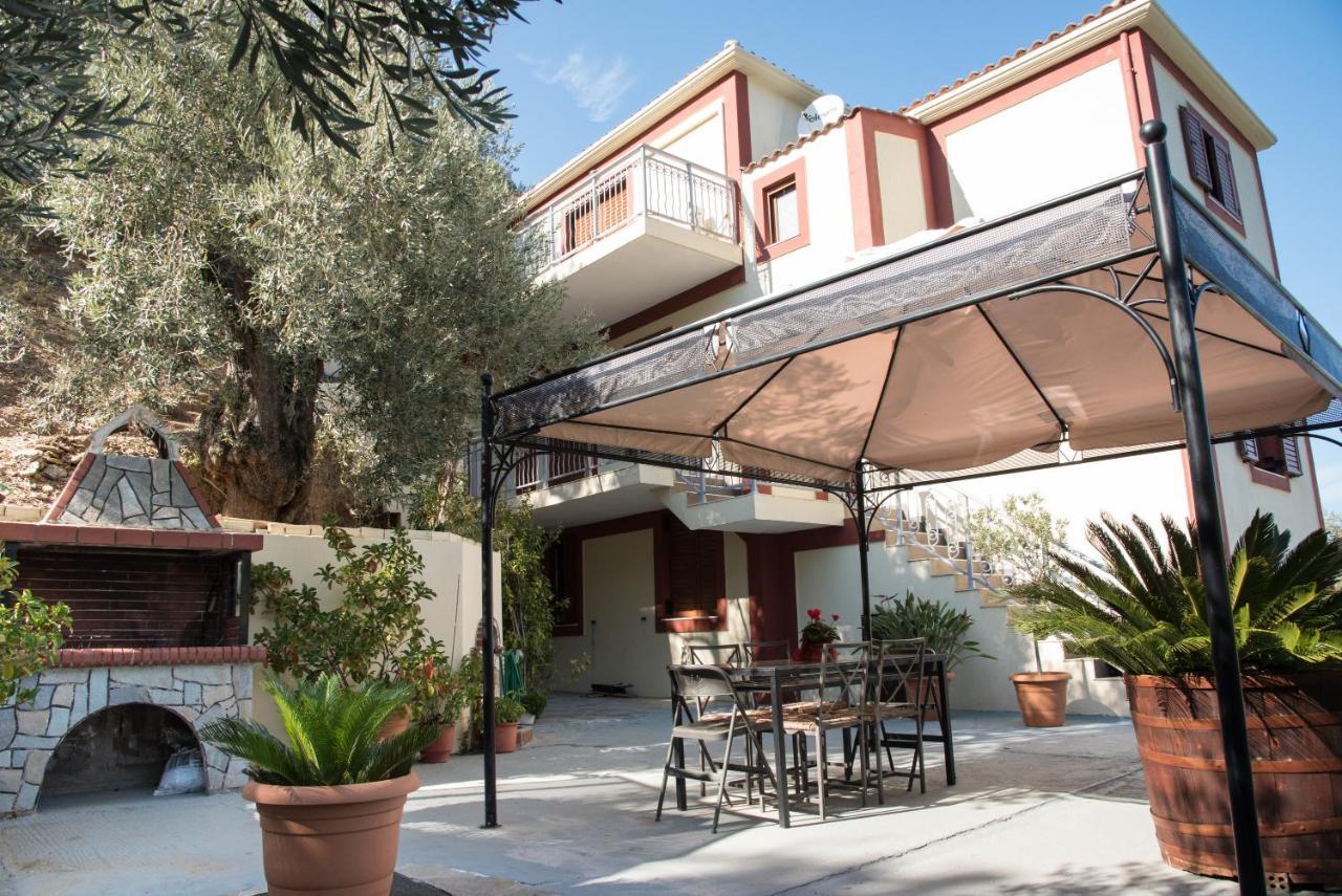 Gallis Villa Pefkias Ngoại thất bức ảnh
