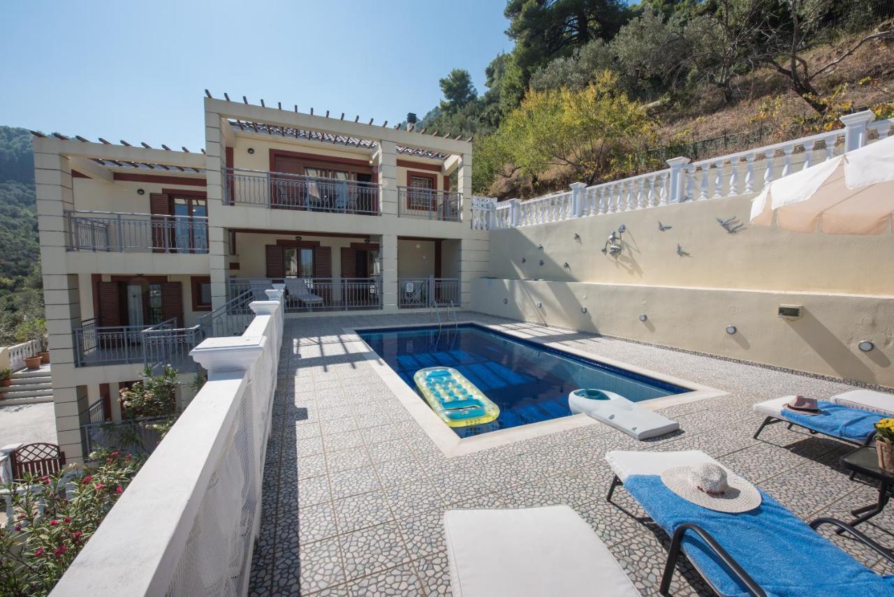 Gallis Villa Pefkias Ngoại thất bức ảnh